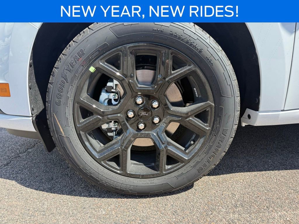 New 2025 Ford Maverick Lobo image 33