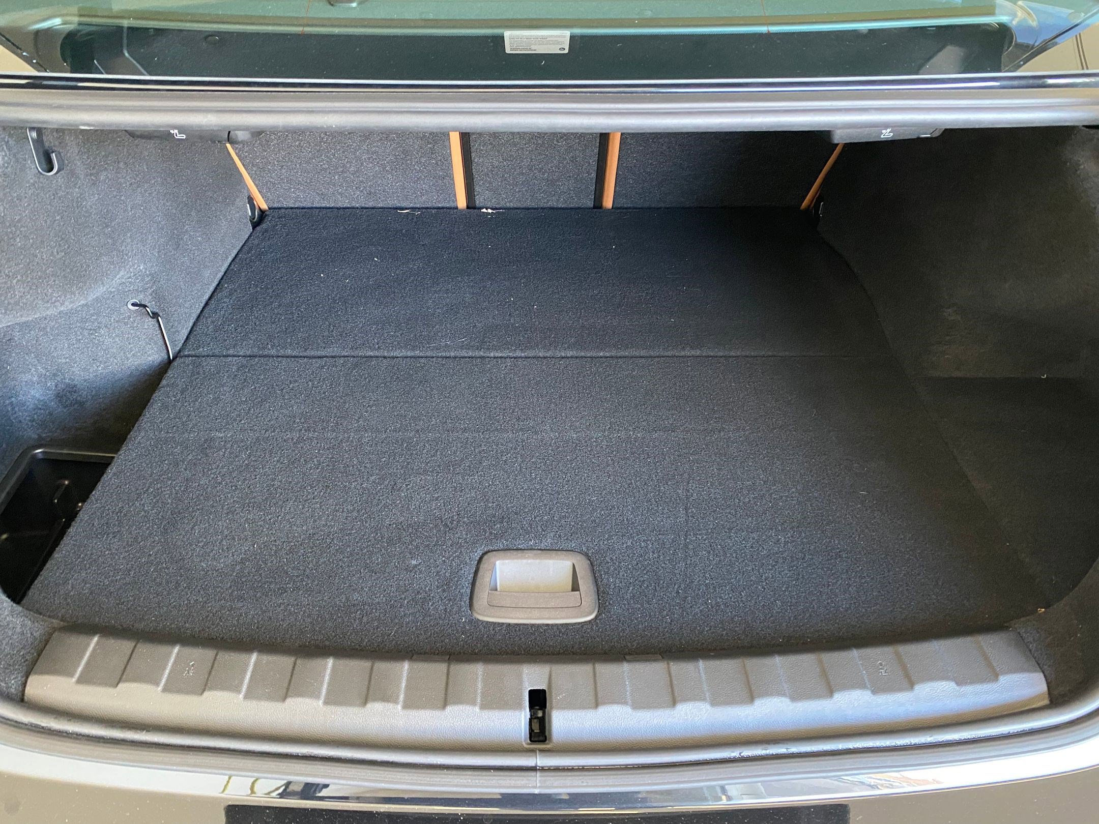 Certified 2023 BMW 330e xDrive w/ Driving Assistance Package image 31