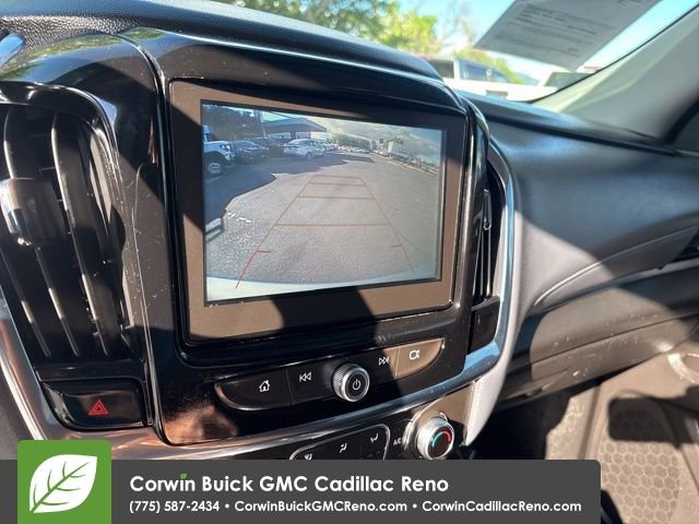 Used 2018 Chevrolet Traverse LT w/ LPO, Black Accent Package AWD/4WD image 39