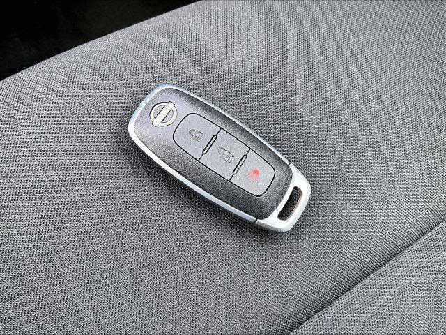 Certified 2023 Nissan Rogue S AWD/4WD image 30