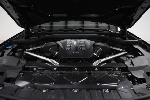 Used 2025 BMW X6 M60i w/ Parking Assistance Package AWD/4WD image 8