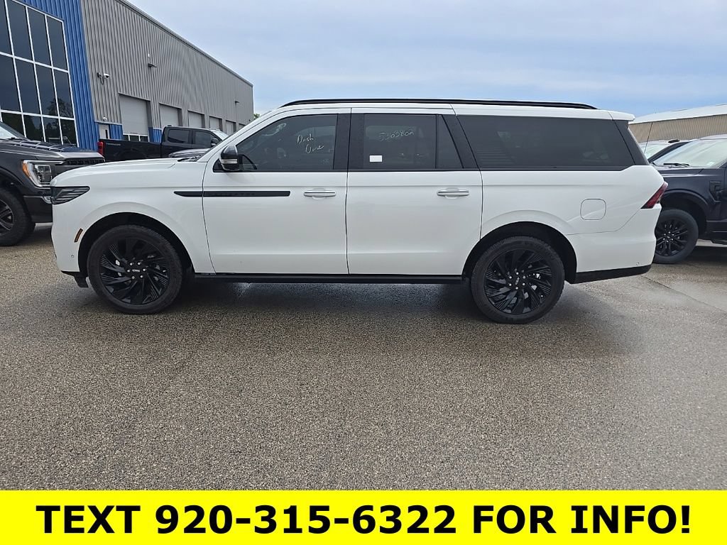 Used 2025 Lincoln Navigator L Reserve w/ Jet Appearance Package AWD/4WD image 3