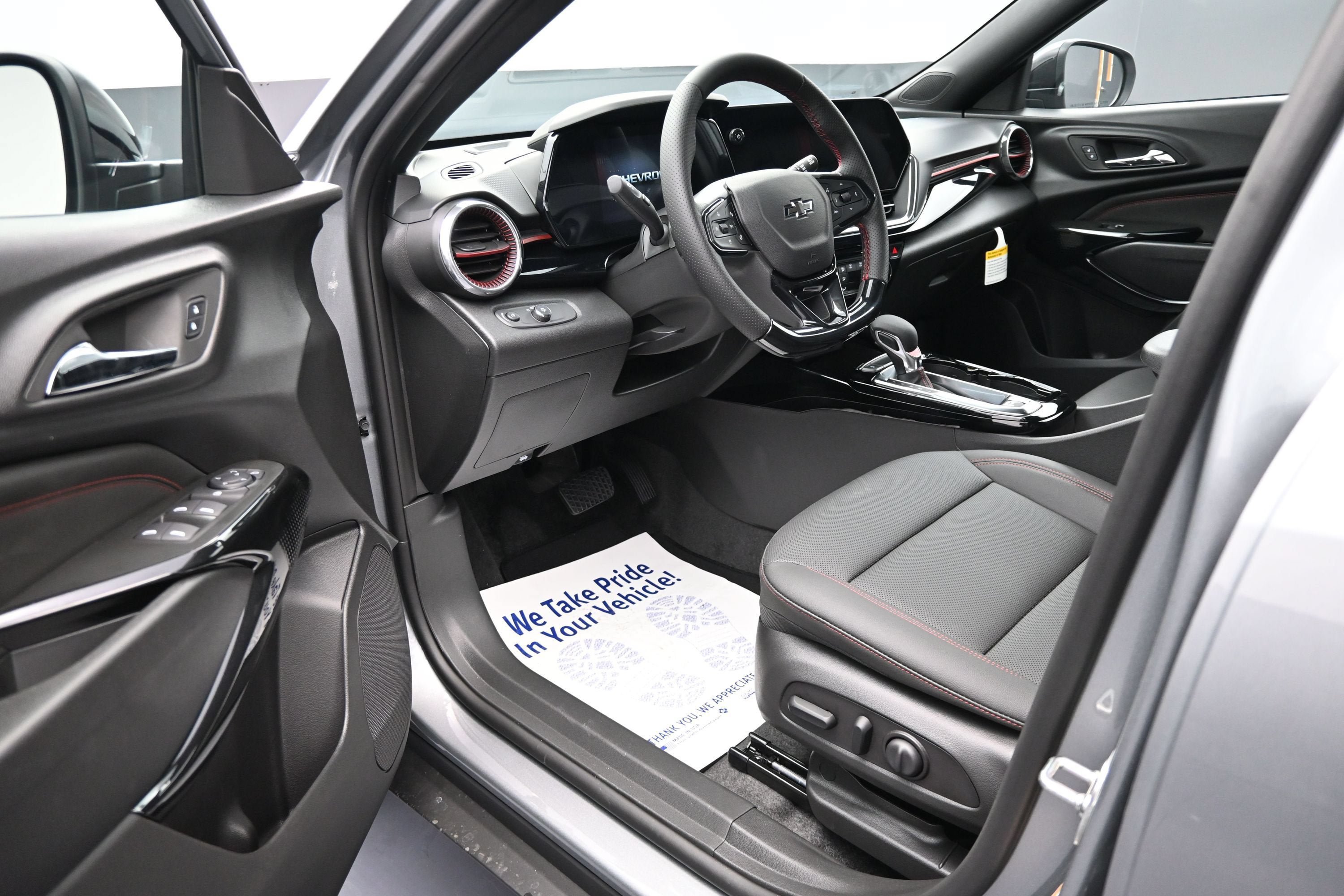 New 2026 Chevrolet Trax RS w/ Driver Confidence Package FWD image 10