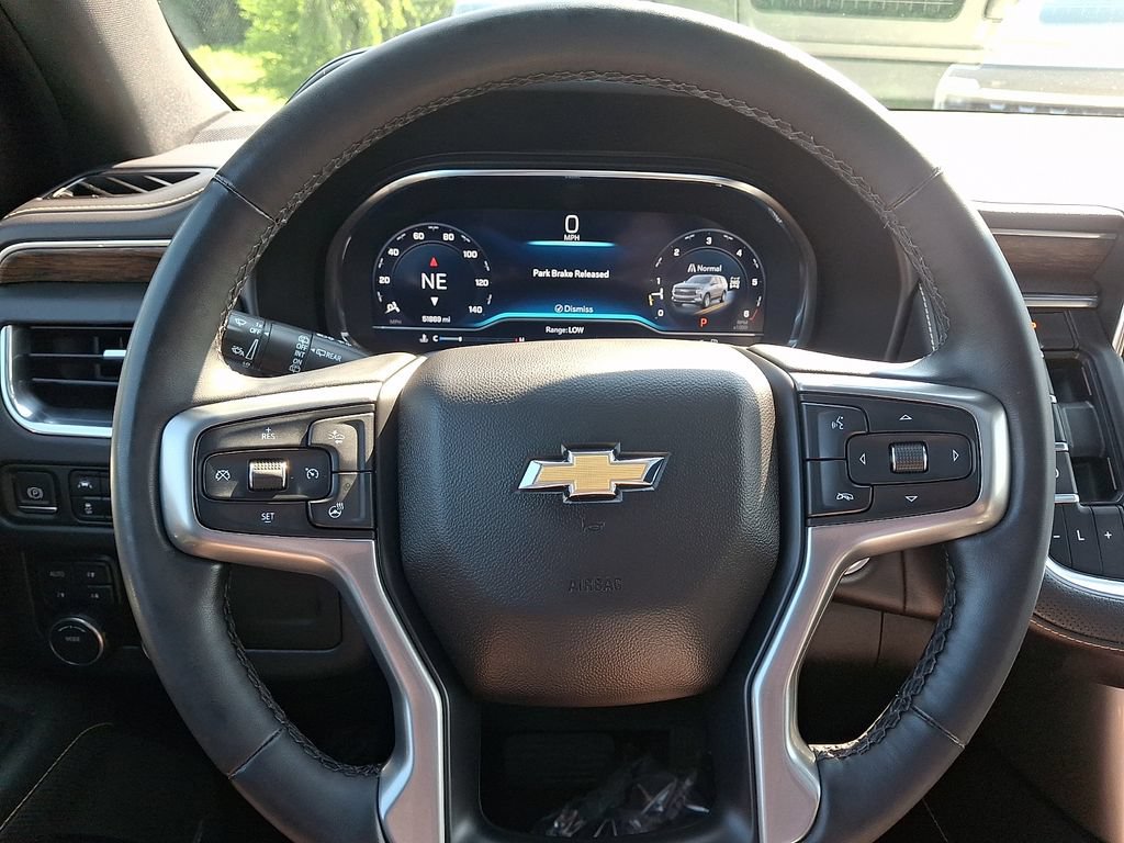 Used 2023 Chevrolet Tahoe Premier AWD/4WD image 21