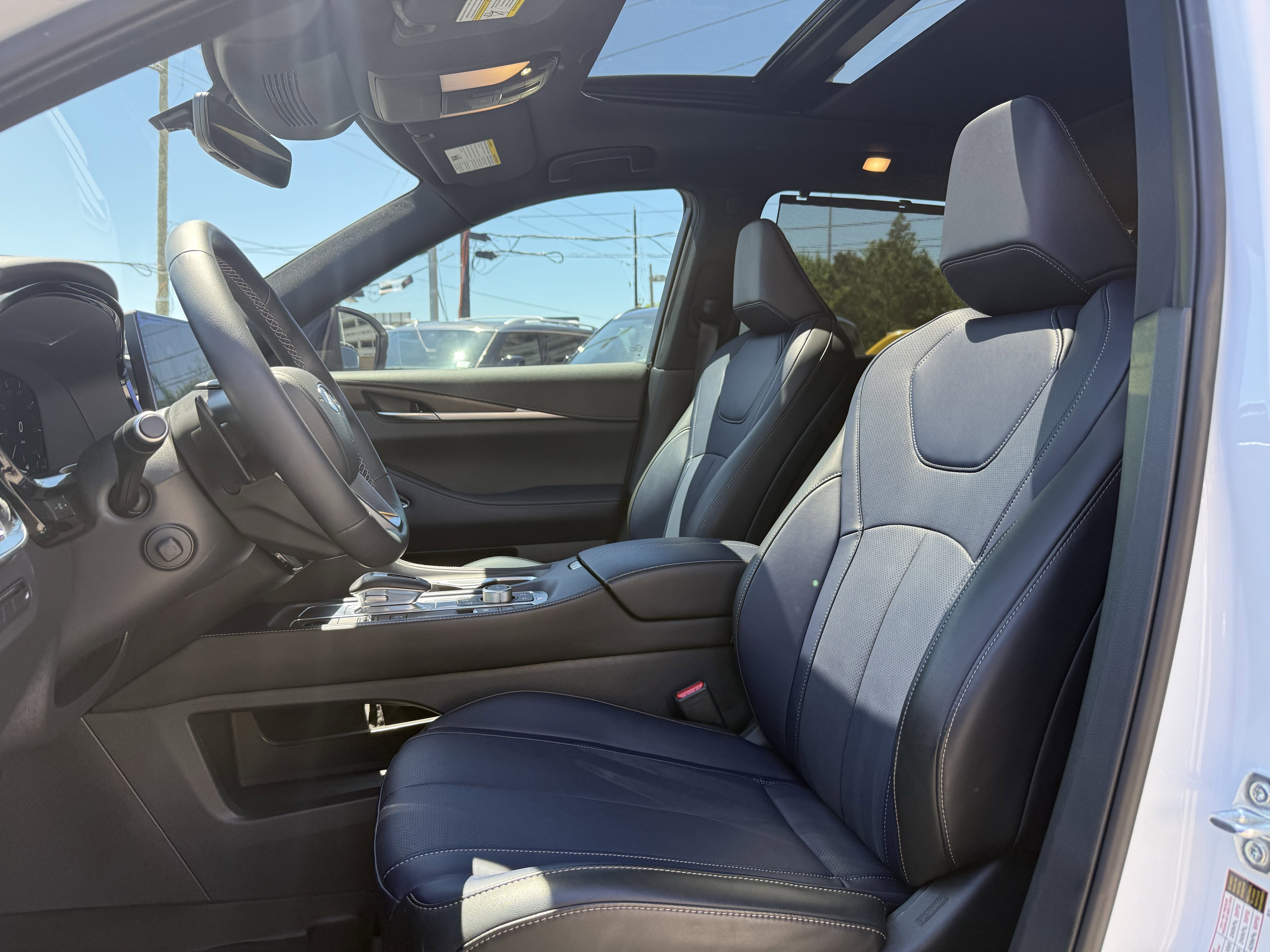 Certified 2026 INFINITI QX60 Sport w/ Dark Cargo Package image 12