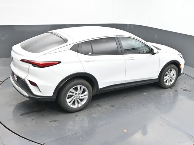 Used 2025 Buick Envista Preferred image 42