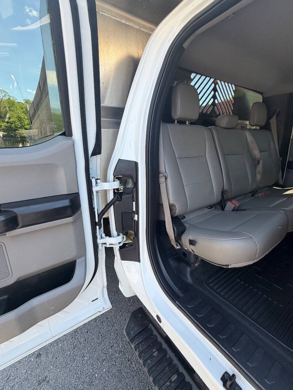Used 2019 Ford F550 4x4 SuperCab Super Duty image 47