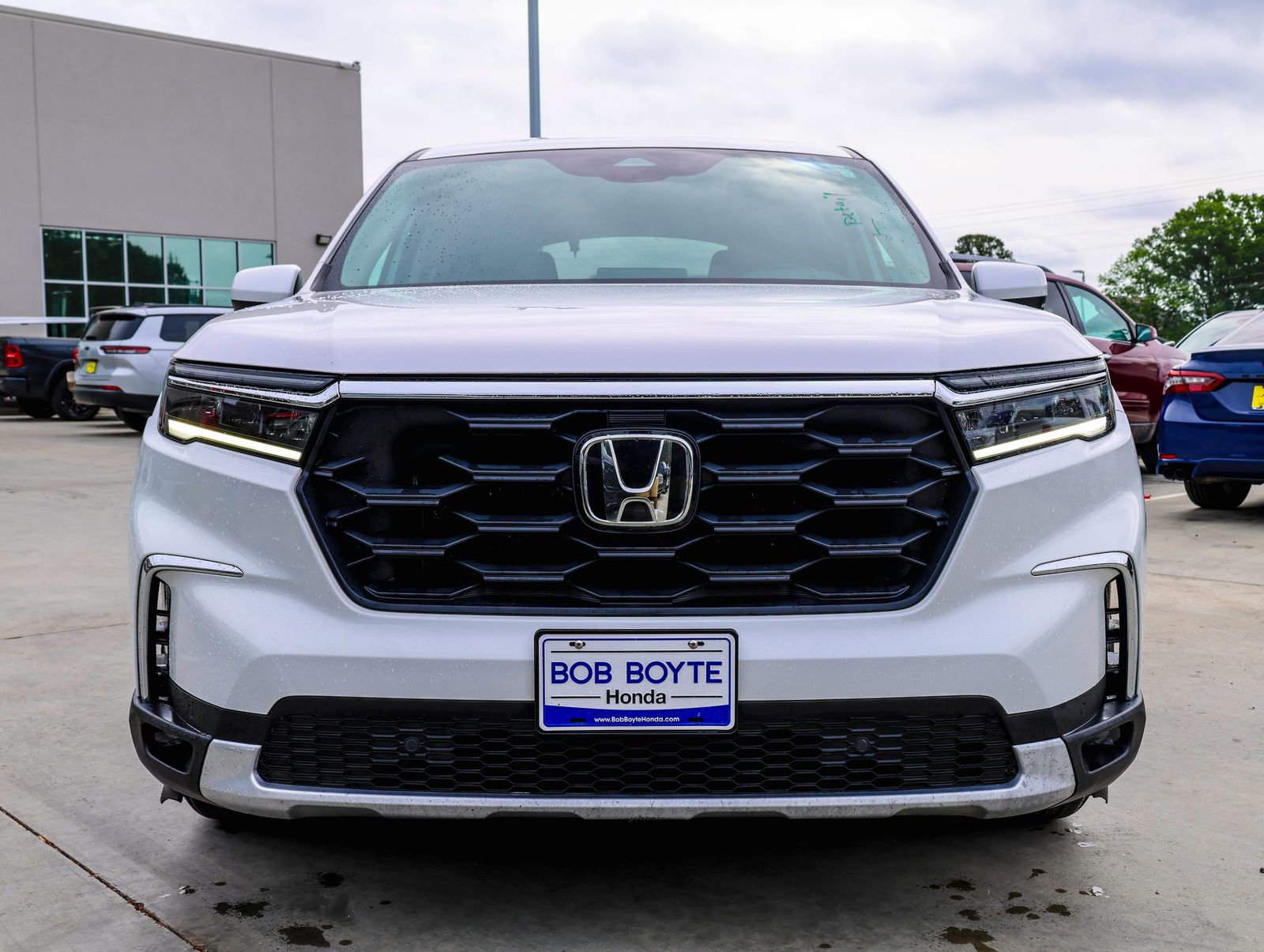 Used 2023 Honda Pilot EX-L image 3
