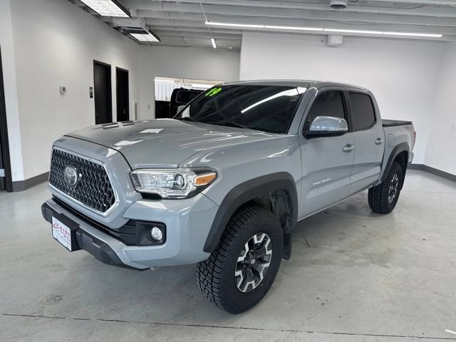 Used 2019 Toyota Tacoma TRD Off-Road w/ Technology Package AWD/4WD image 6
