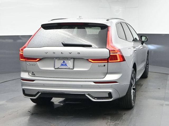 Used 2024 Volvo XC60 B5 Plus AWD/4WD image 8