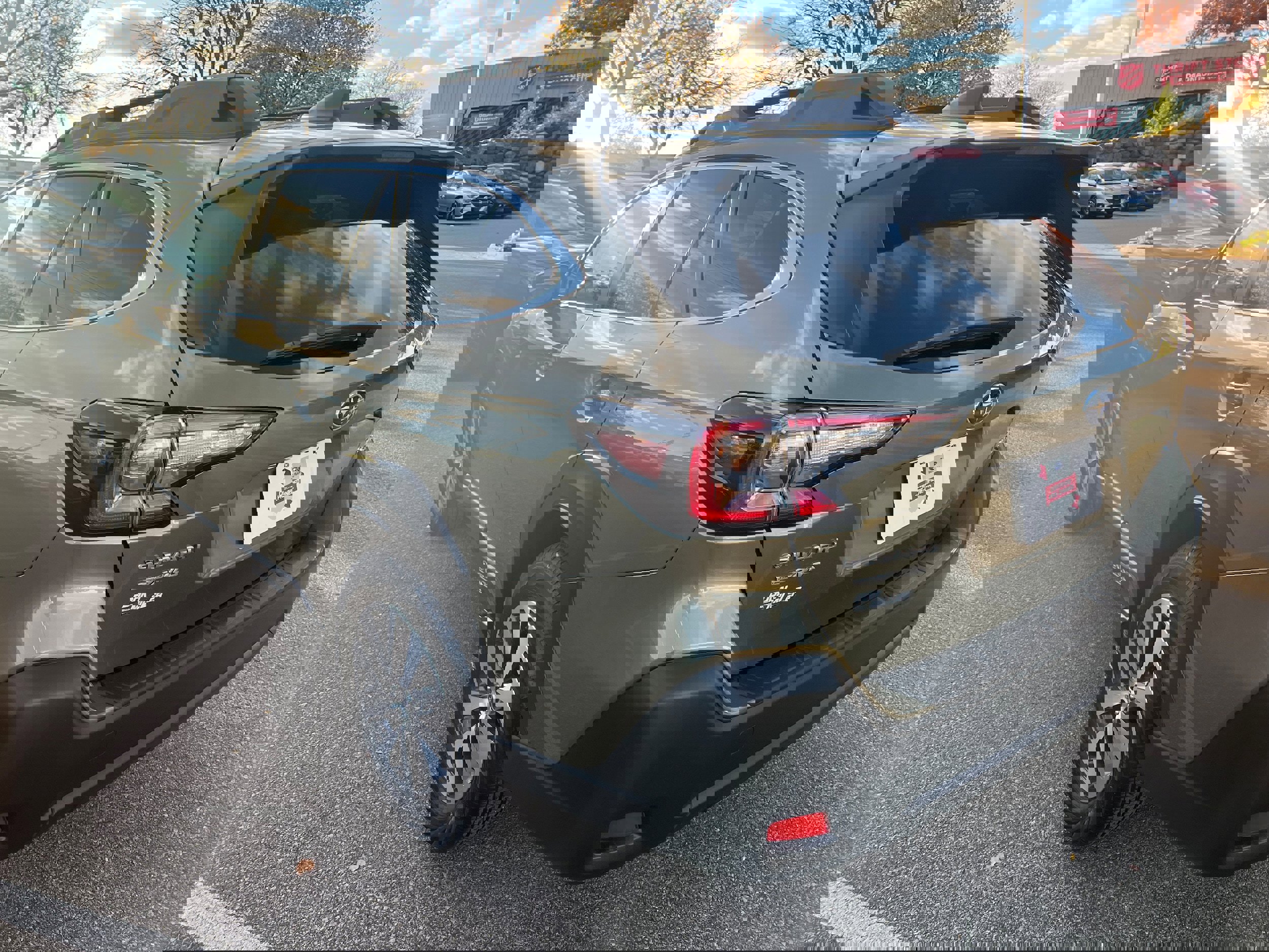 Certified 2025 Subaru Outback Premium w/ Popular Package #1A image 5