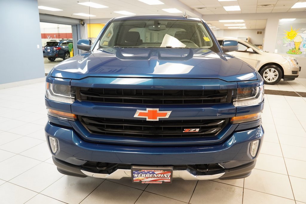 Used 2018 Chevrolet Silverado 1500 LT w/ All Star Edition image 14