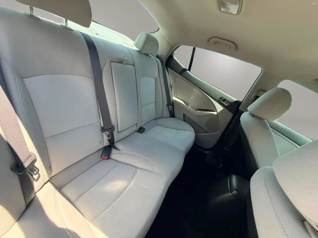 Used 2012 Kia Optima LX FWD image 23