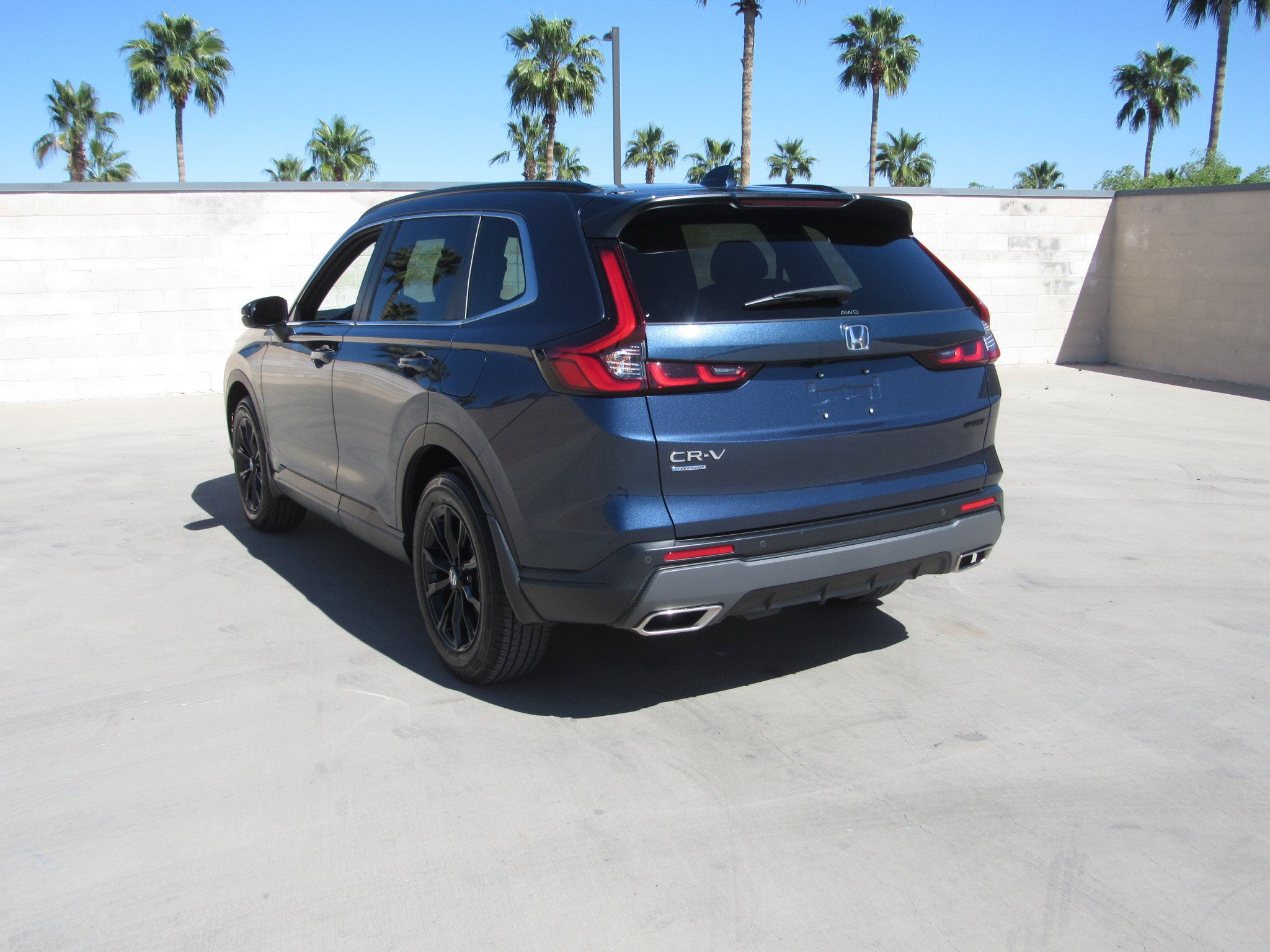 Used 2025 Honda CR-V Sport-L image 6