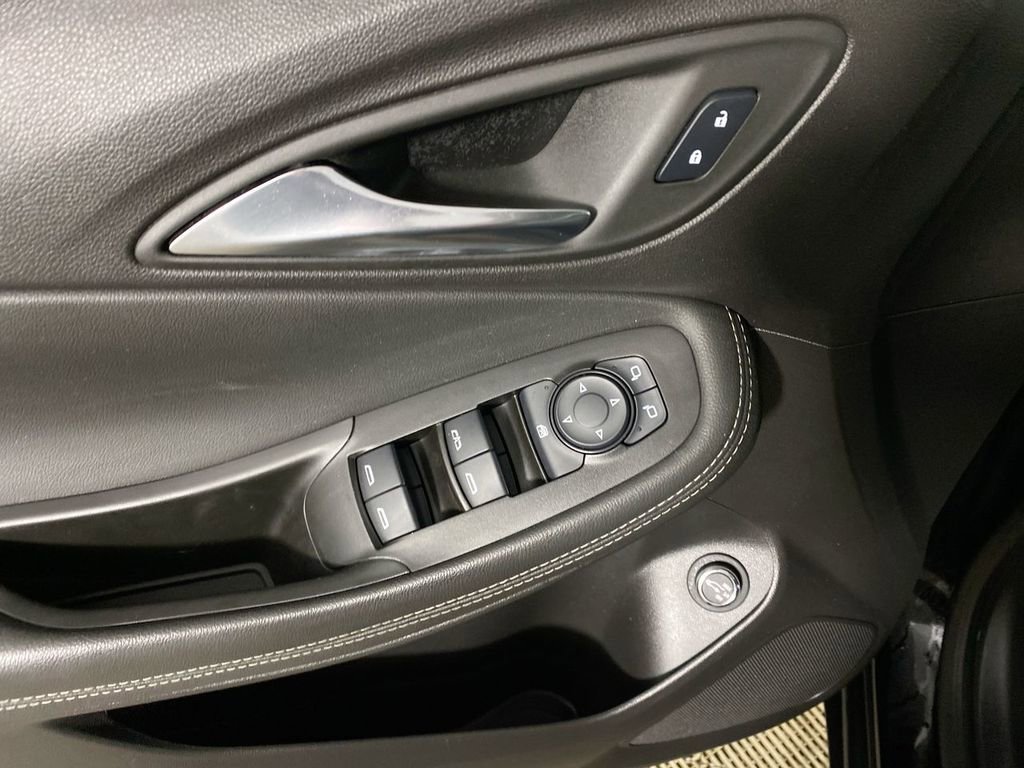 Certified 2025 Buick Encore GX Preferred w/ Comfort Package image 13