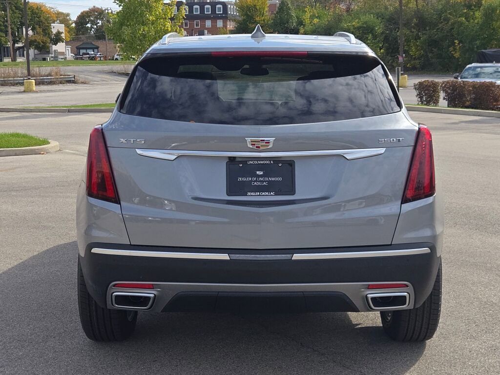 New 2025 Cadillac XT5 Premium Luxury w/ LPO, Floor Liner Package image 15
