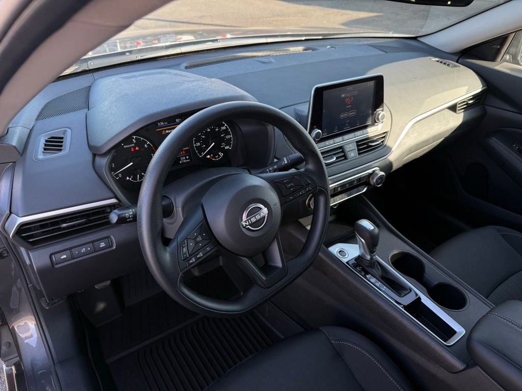 Certified 2025 Nissan Altima 2.5 S image 16