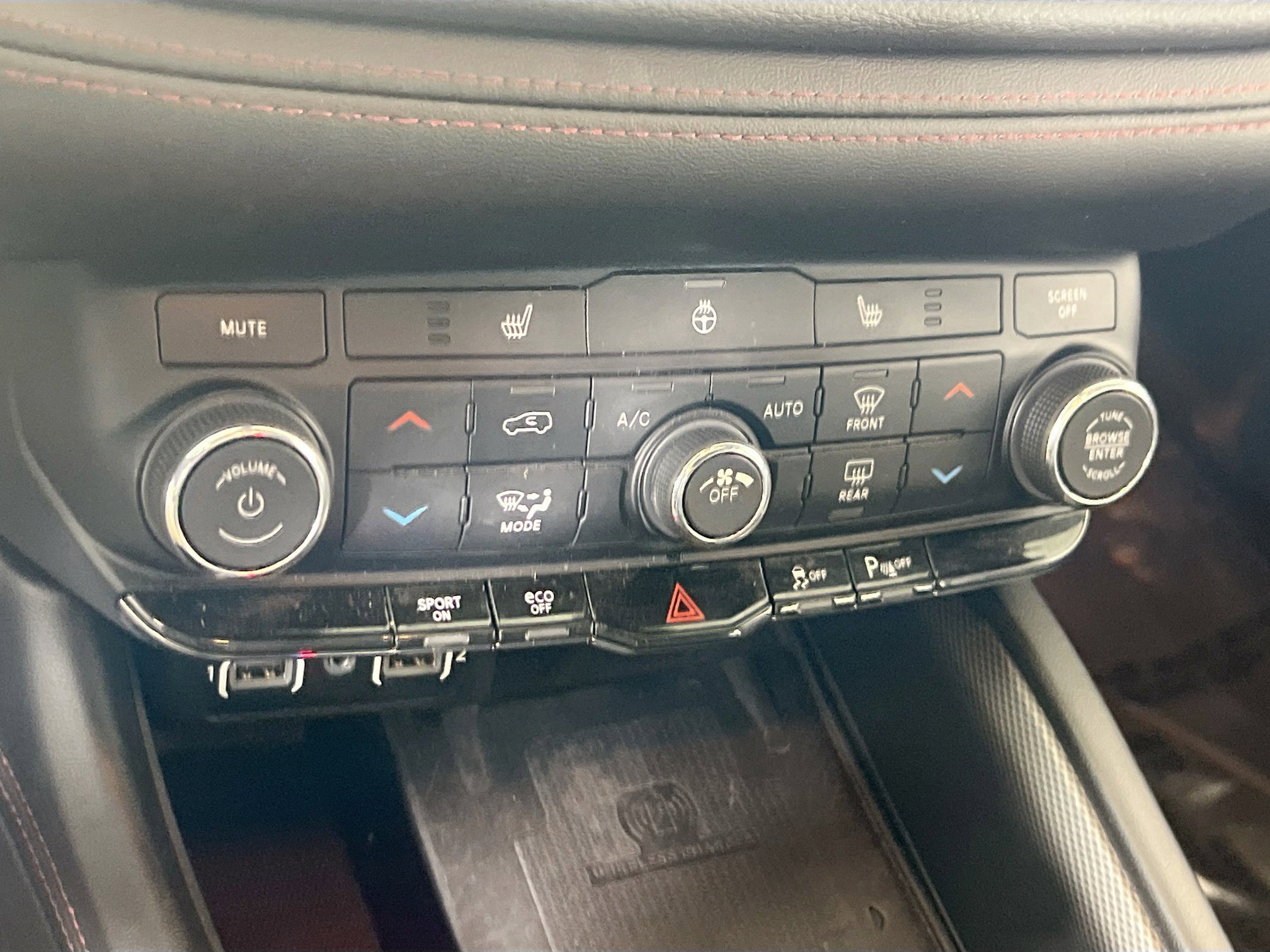 Used 2022 Dodge Durango R/T w/ Trailer Tow Group IV image 16