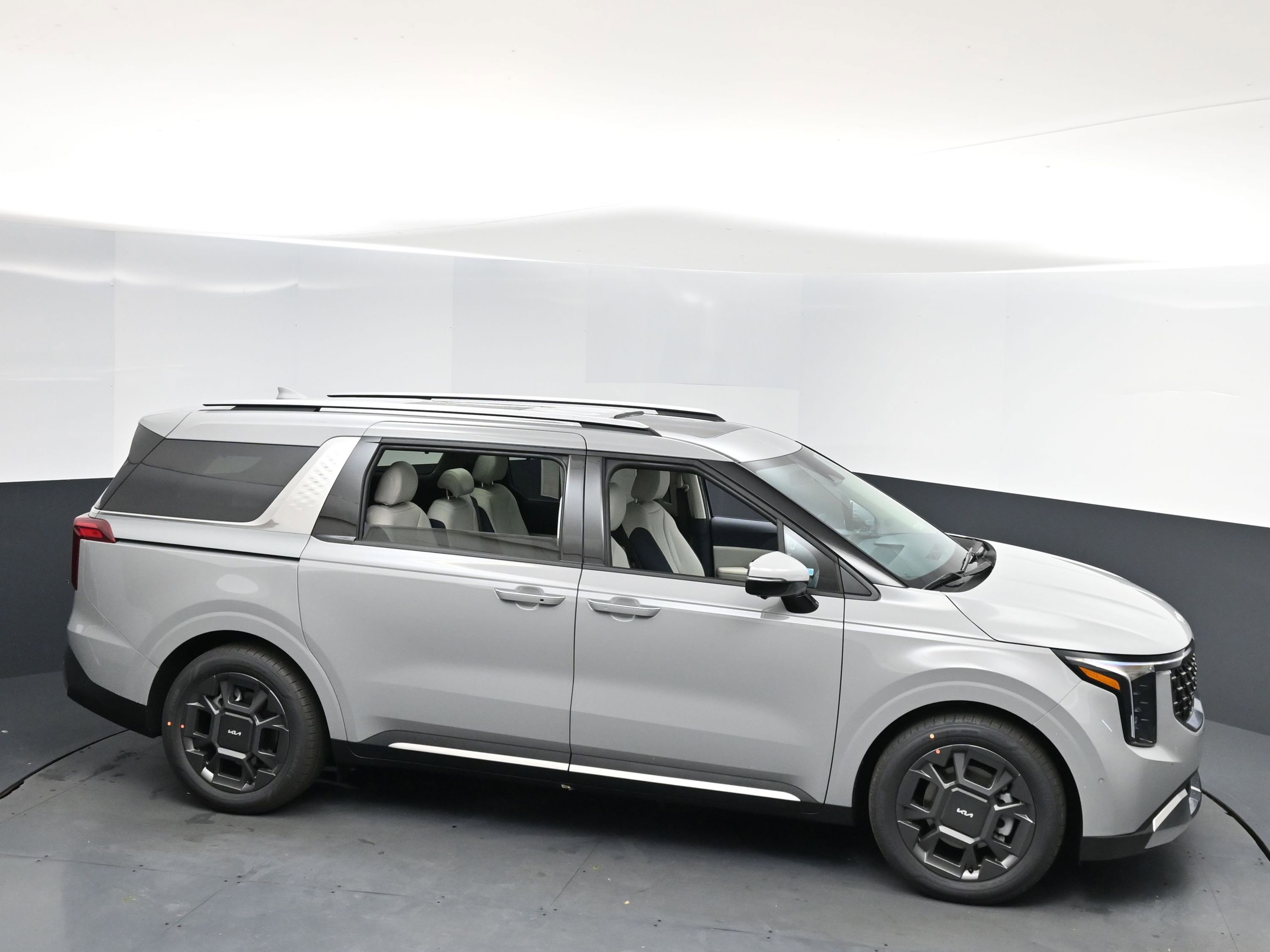 New 2026 Kia Carnival SX image 7