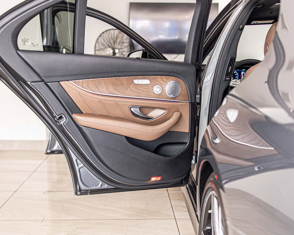 Used 2019 Mercedes-Benz E 53 AMG 4MATIC Sedan image 33