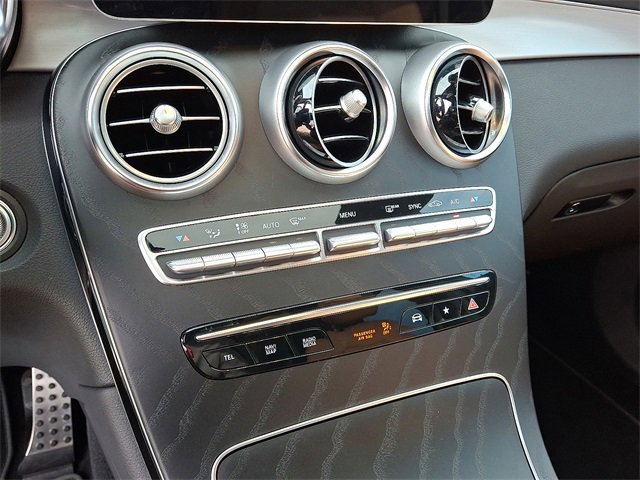 Used 2023 Mercedes-Benz GLC 300 4MATIC Coupe image 14
