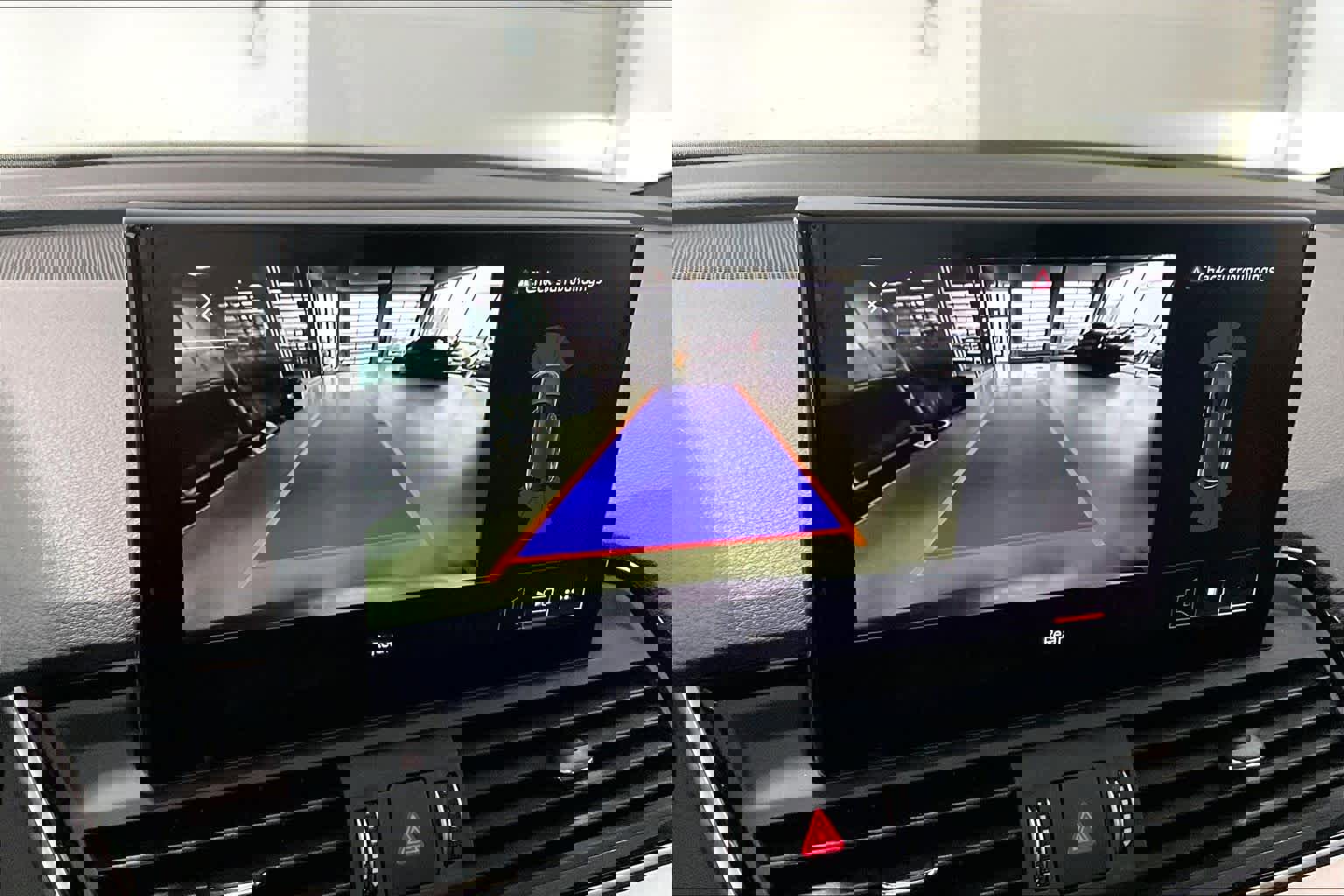 Used 2025 Audi Q5 2.0T Premium image 24