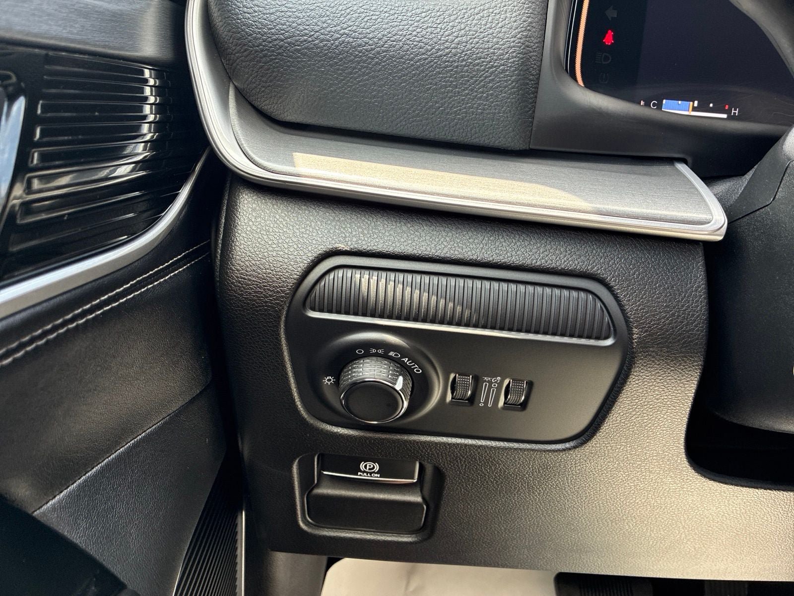 New 2026 Jeep Grand Wagoneer L Limited AWD/4WD image 31