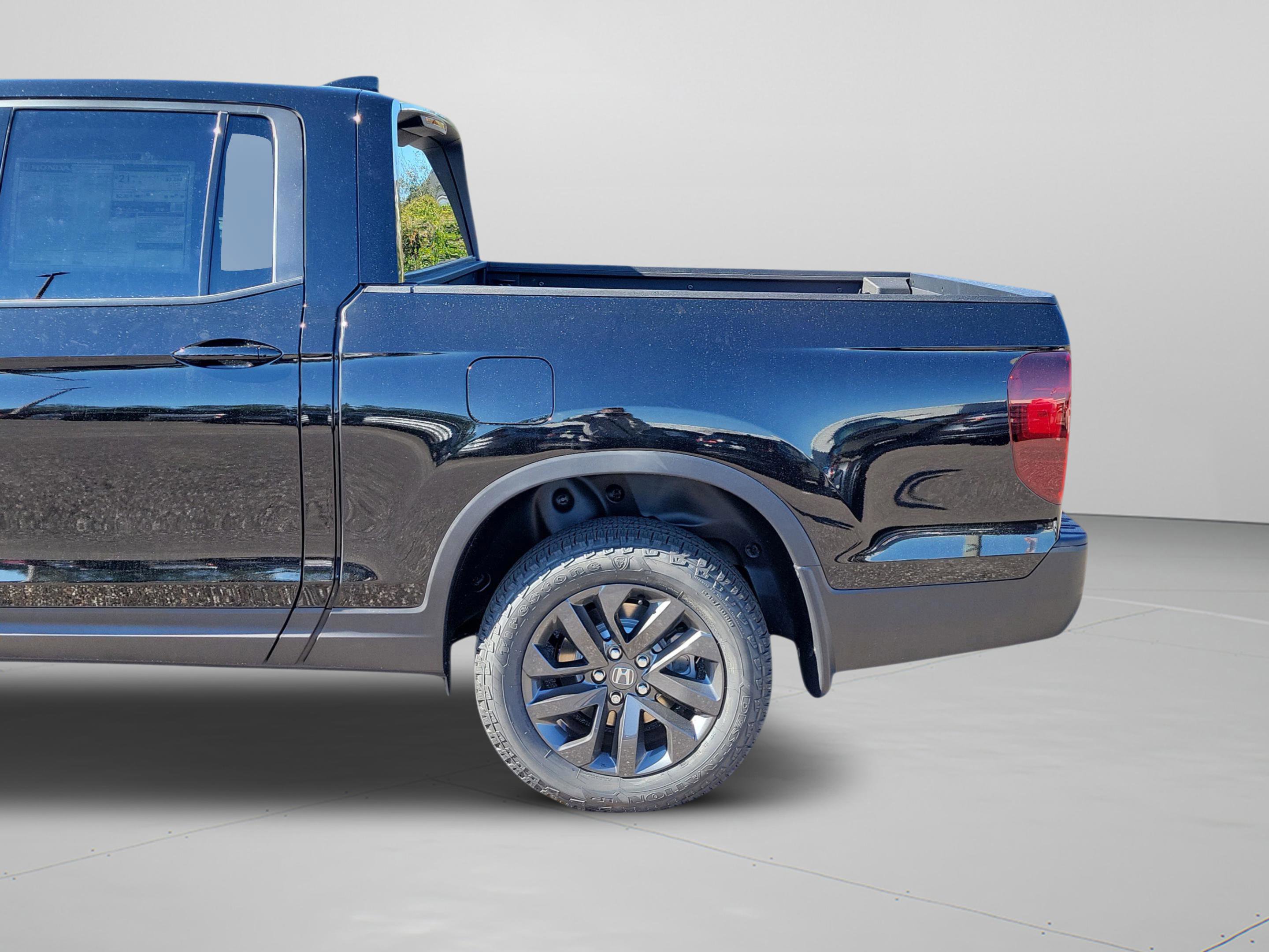 New 2026 Honda Ridgeline Sport image 8