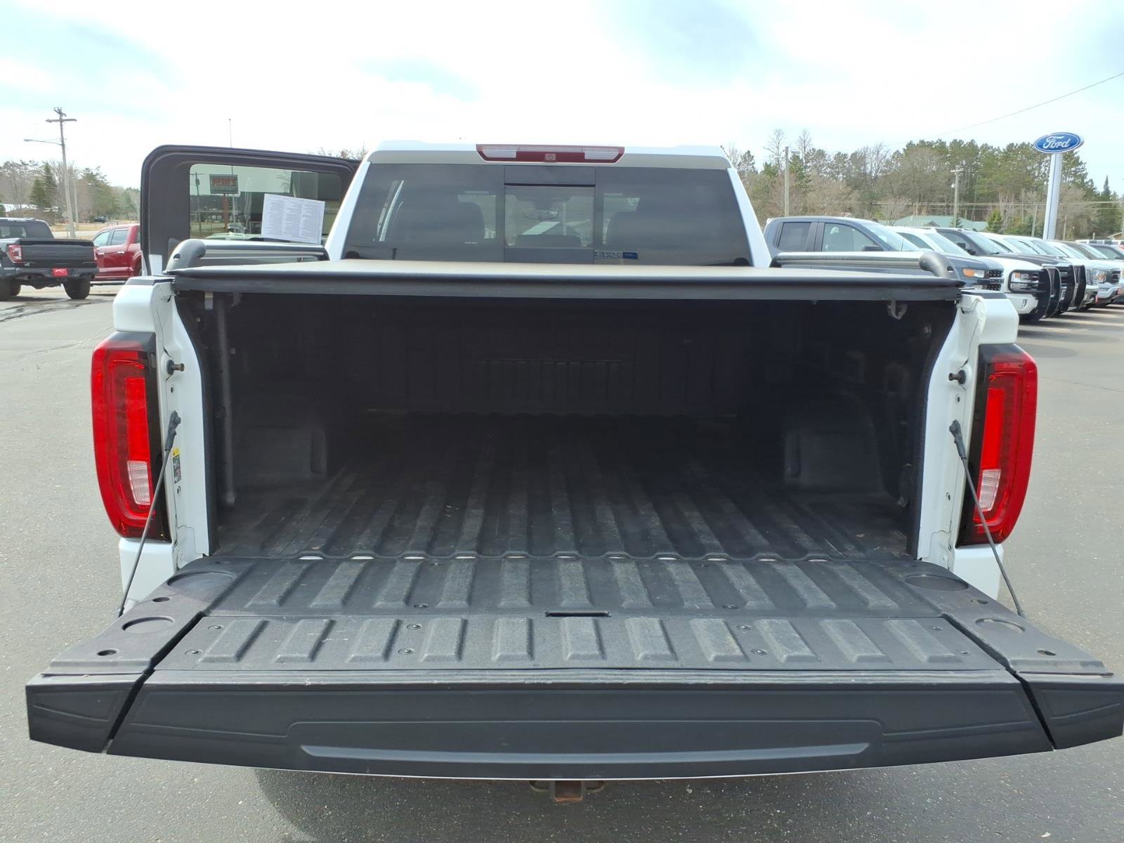 Used 2019 GMC Sierra 1500 Denali w/ Technology Package image 15