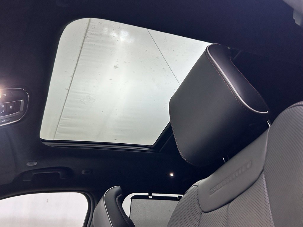 New 2027 Jeep Grand Cherokee Summit AWD/4WD image 25