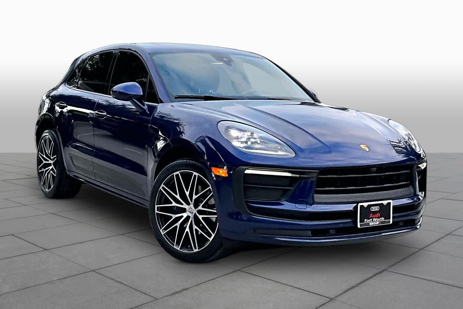 Used 2022 Porsche Macan AWD/4WD image 3