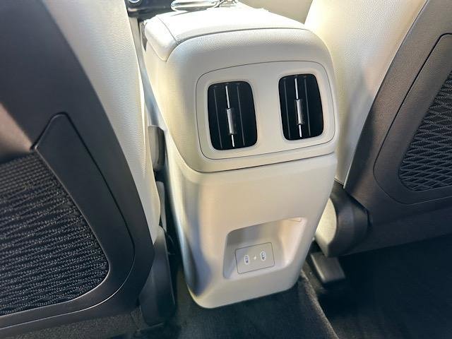 New 2025 Hyundai Tucson Limited image 13