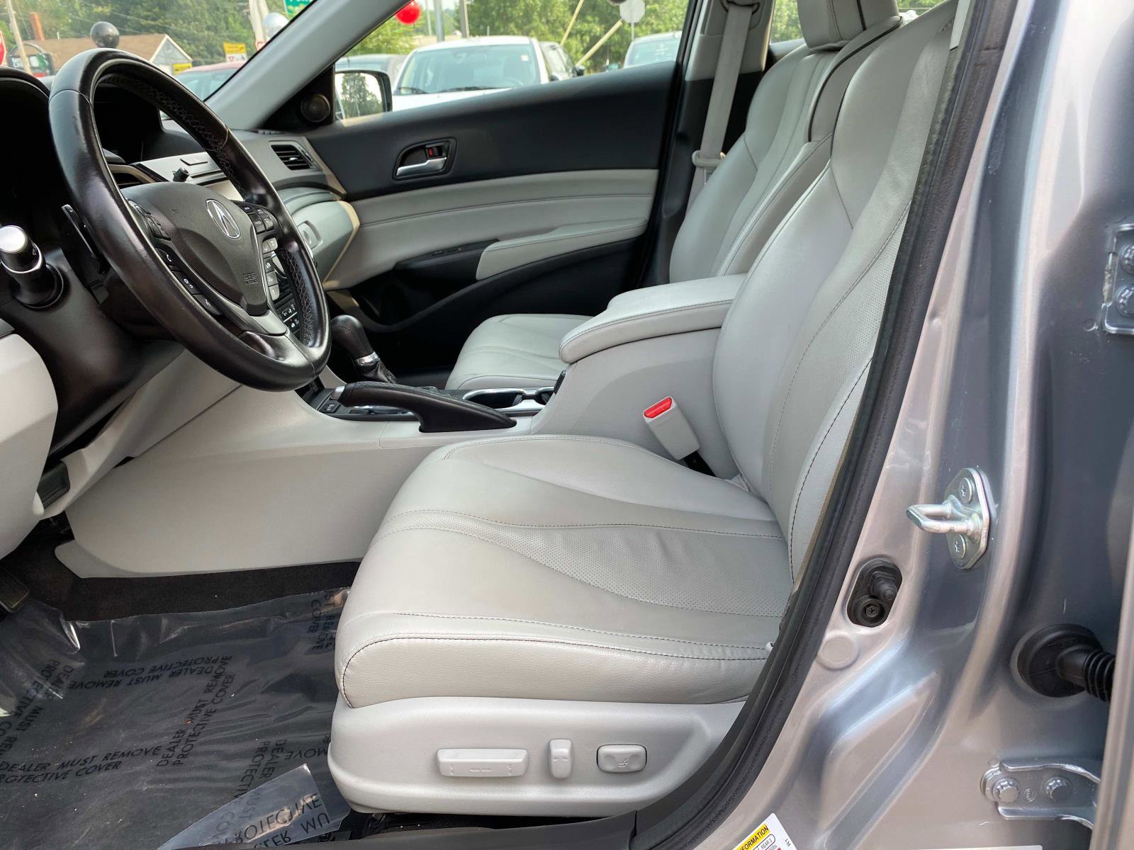 Used 2022 Acura ILX w/ Premium Package FWD image 8