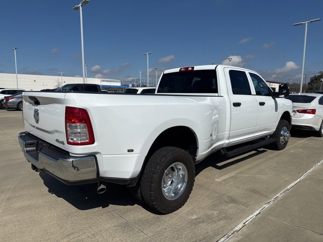 Used 2024 RAM 3500 Tradesman w/ Chrome Appearance Group image 5