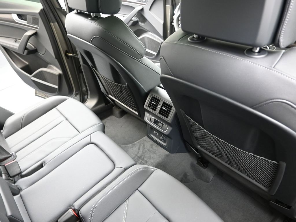 Certified 2025 Audi Q5 2.0T Premium Plus w/ Premium Plus Package image 15