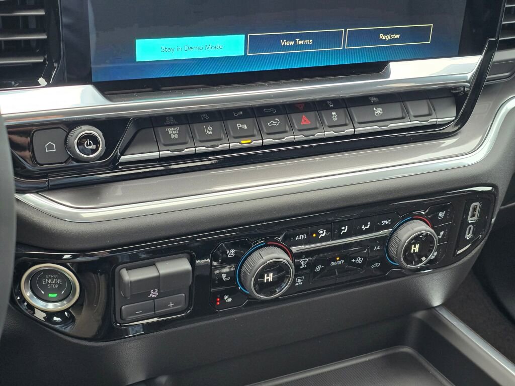 New 2026 Chevrolet Silverado 2500 High Country w/ High Country Premium Package AWD/4WD image 34