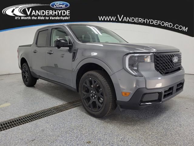 New 2025 Ford Maverick Lariat w/ Black Appearance Package AWD/4WD image 2