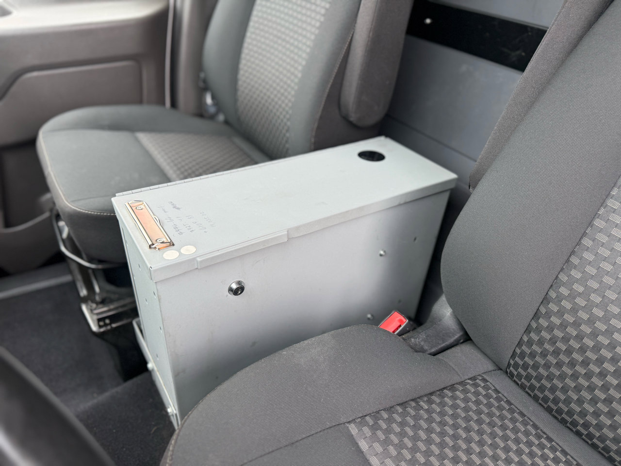 Used 2020 Ford Transit 250 Low Roof AWD image 24