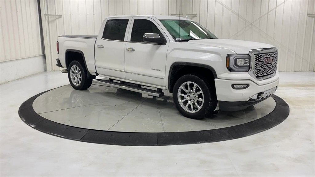 Used 2018 GMC Sierra 1500 Denali image 2