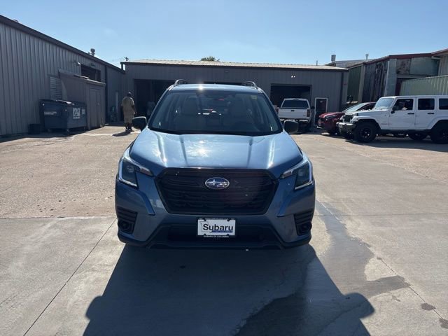 Used 2022 Subaru Forester AWD/4WD image 2