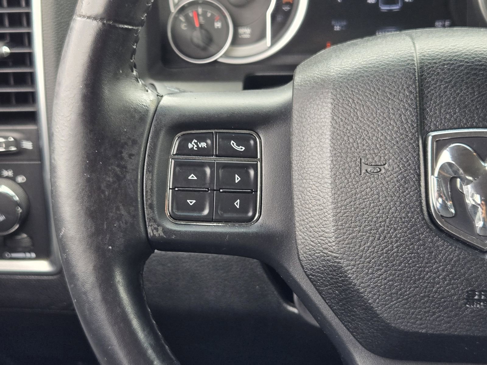 Used 2015 RAM 1500 Lone Star RWD image 25