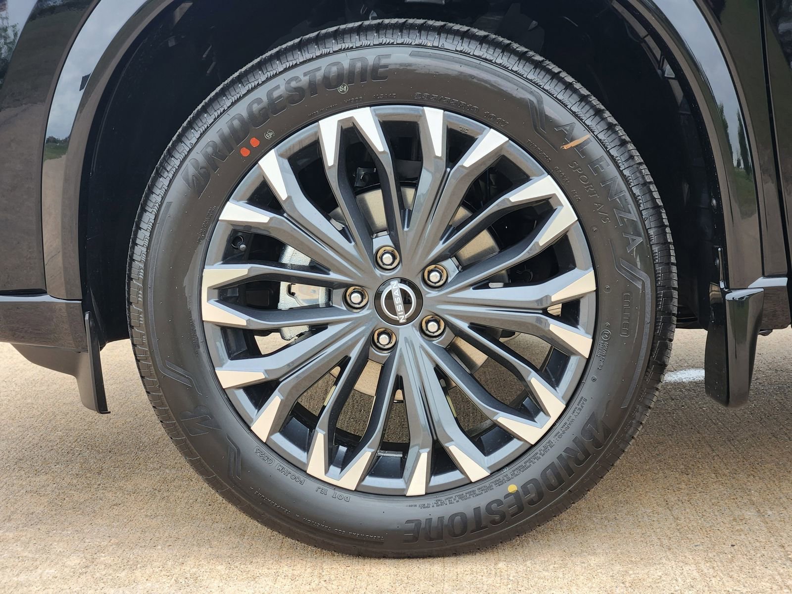 New 2026 Nissan Rogue Platinum AWD/4WD image 12