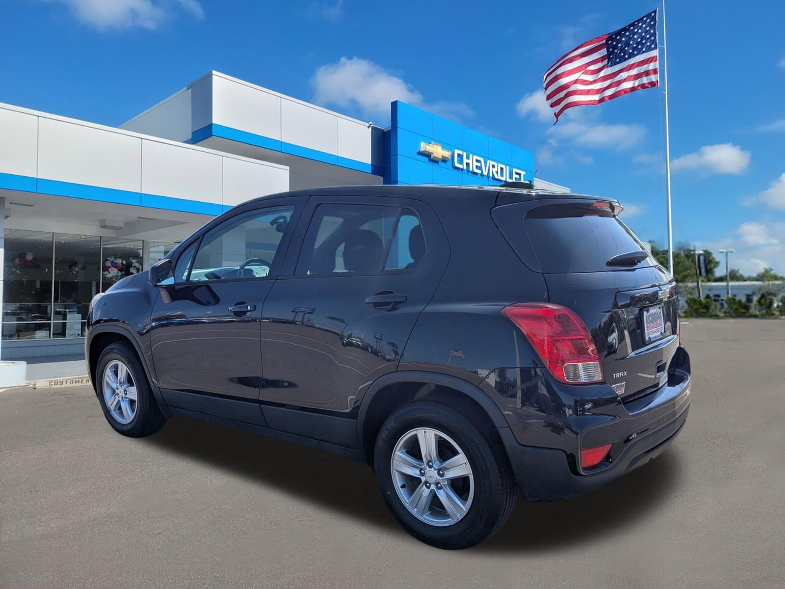 Used 2020 Chevrolet Trax LS w/ Tint and Cruise Package image 6