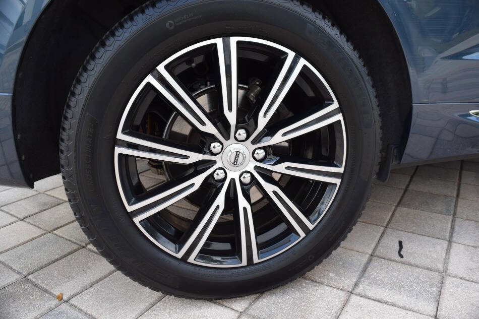 Used 2018 Volvo XC60 T5 Inscription w/ Luxury Seat Package image 86