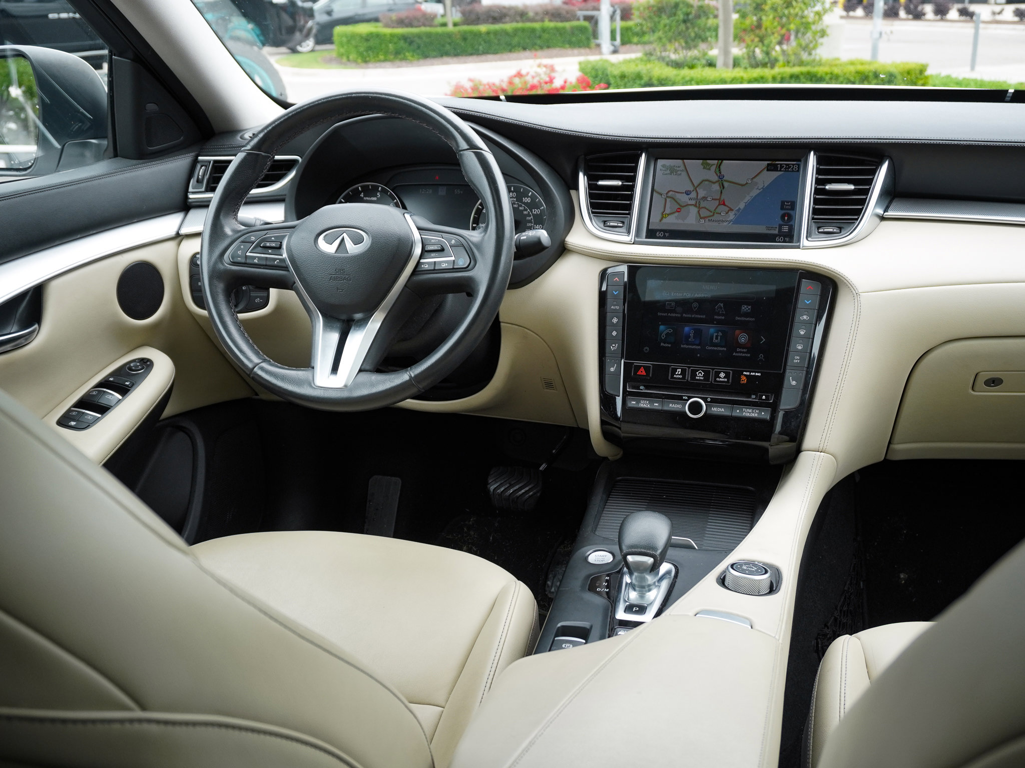 Used 2021 INFINITI QX50 Essential w/ Cargo Package FWD image 27
