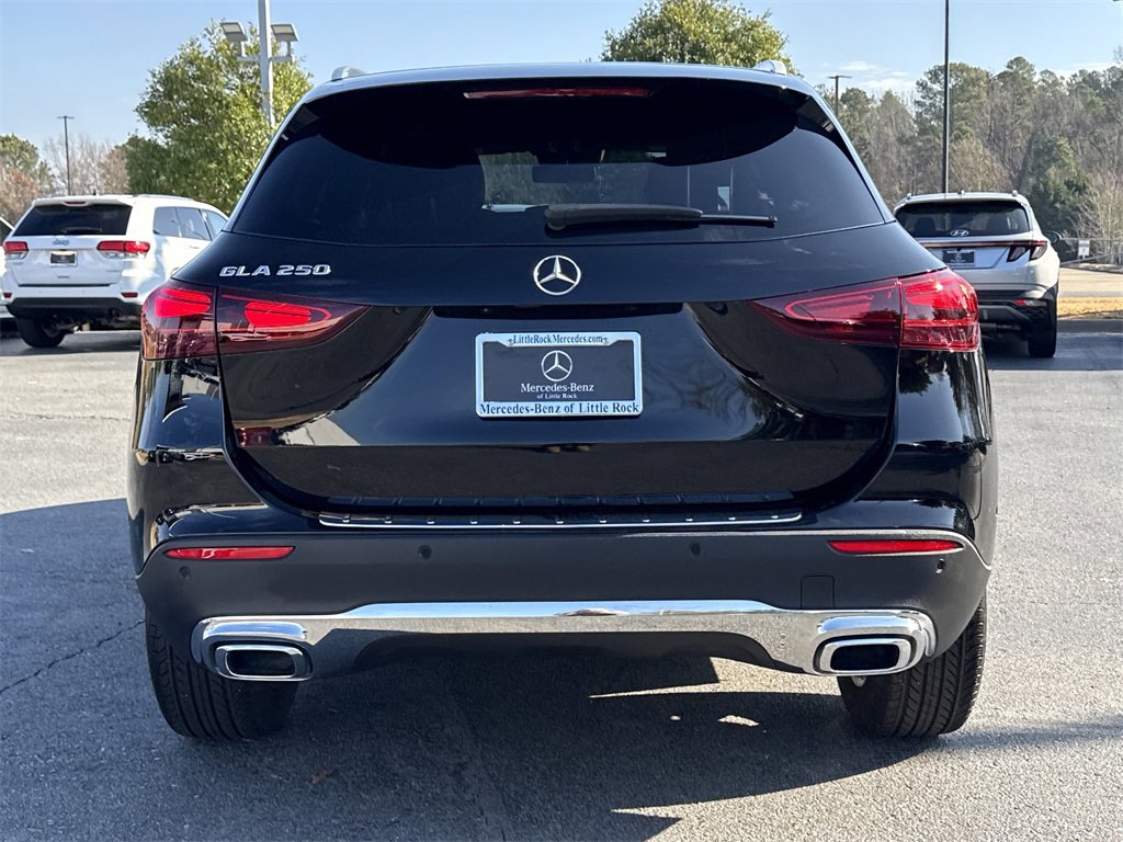 Certified 2025 Mercedes-Benz GLA 250 image 4