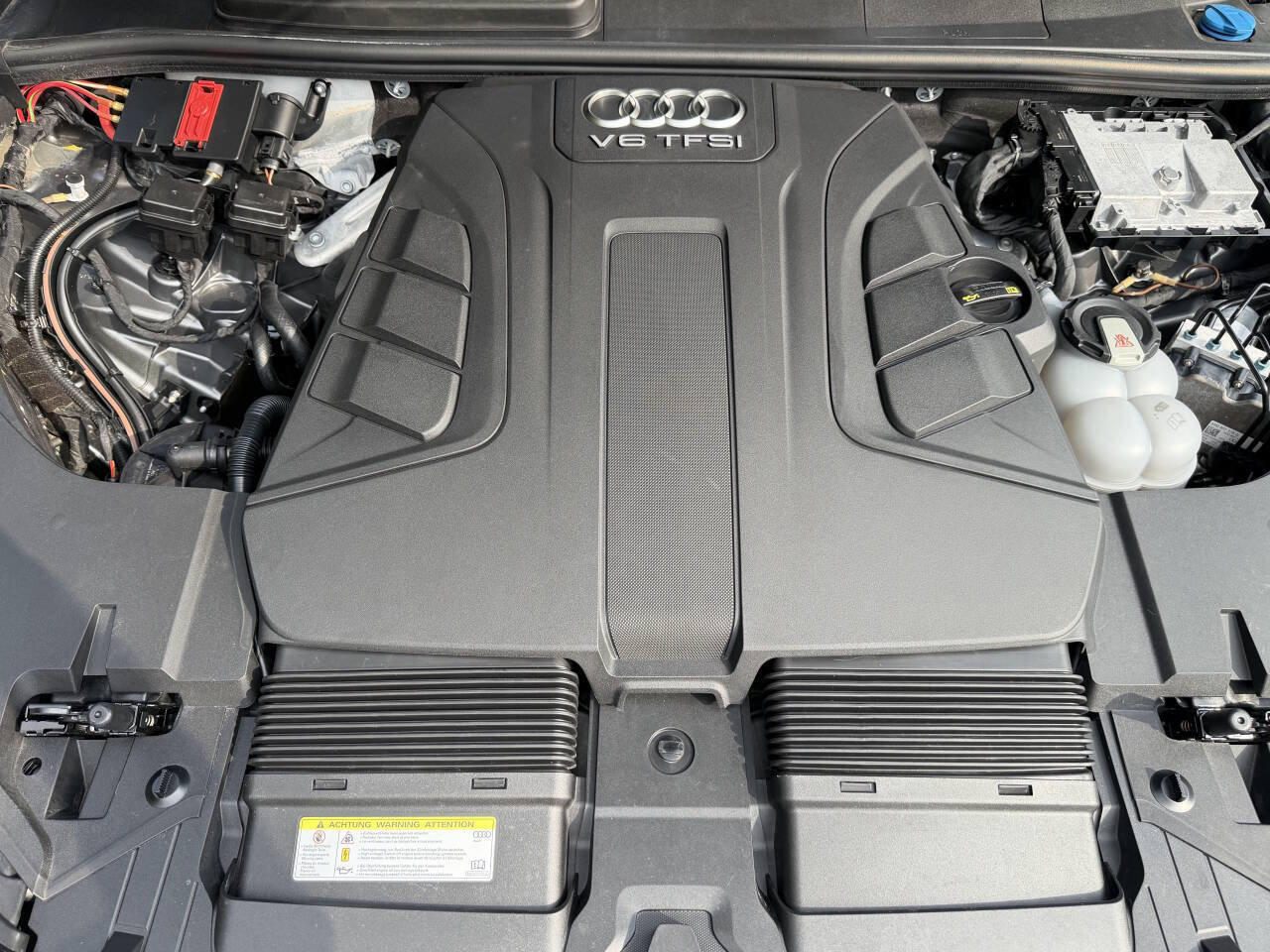 Used 2017 Audi Q7 3.0T Prestige AWD/4WD image 17