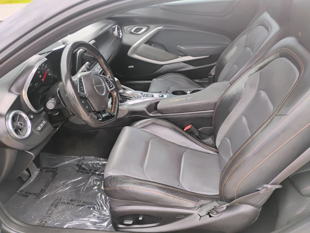 Used 2017 Chevrolet Camaro LT RWD image 8