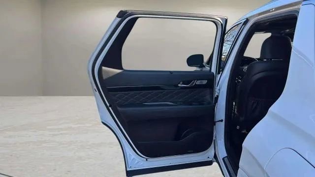 Used 2021 Hyundai Palisade Calligraphy image 34