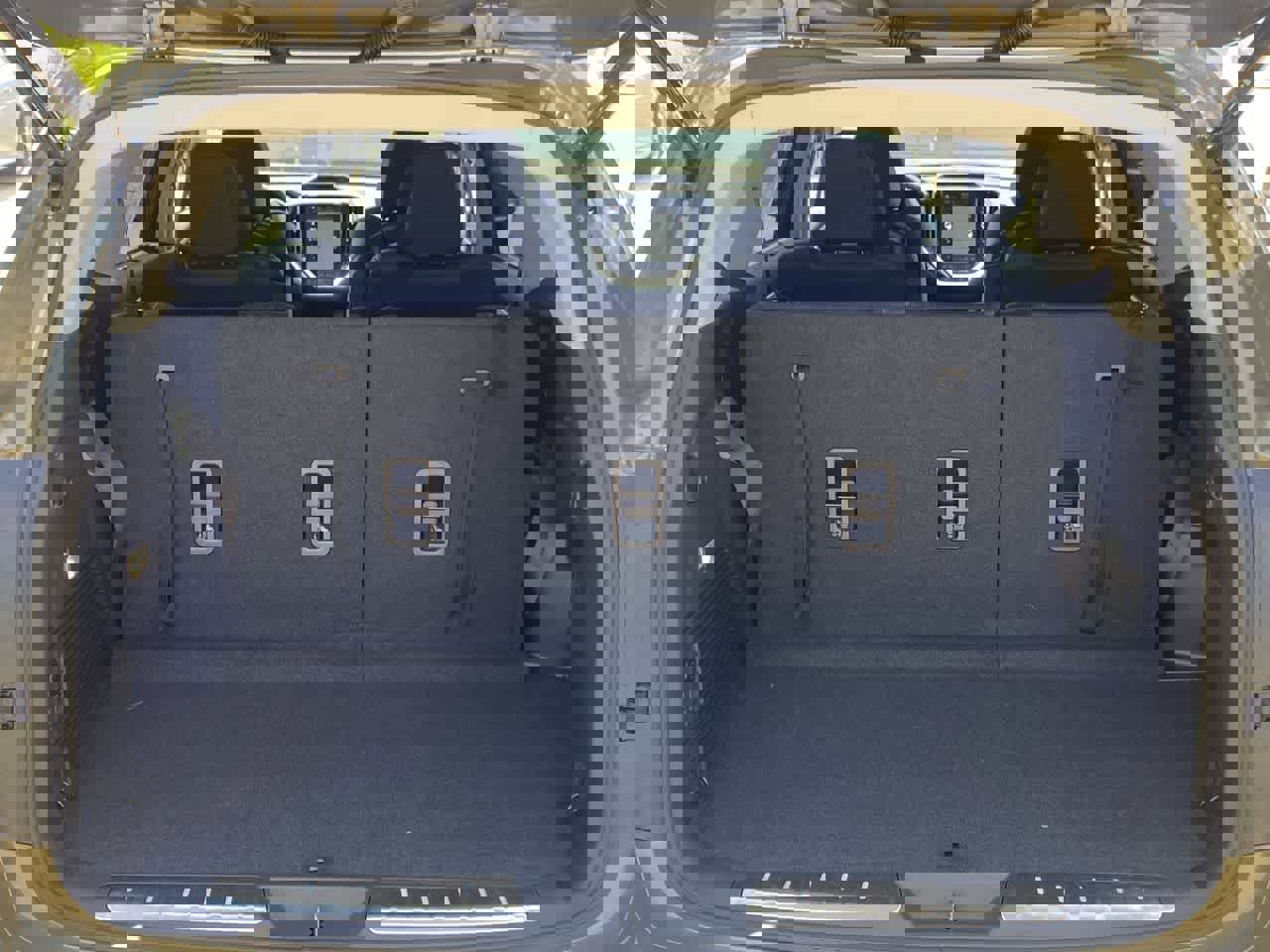 Used 2025 Subaru Ascent Touring image 33